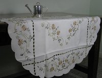 View Item Autumn Rose Round Tablecloth (36'')